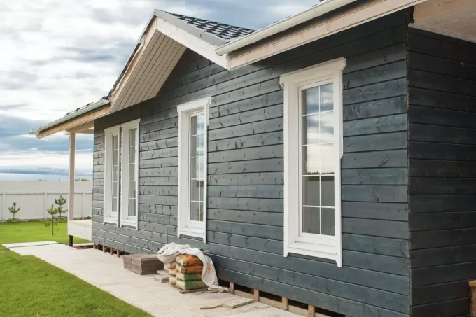 Монтаж фасада и остекления